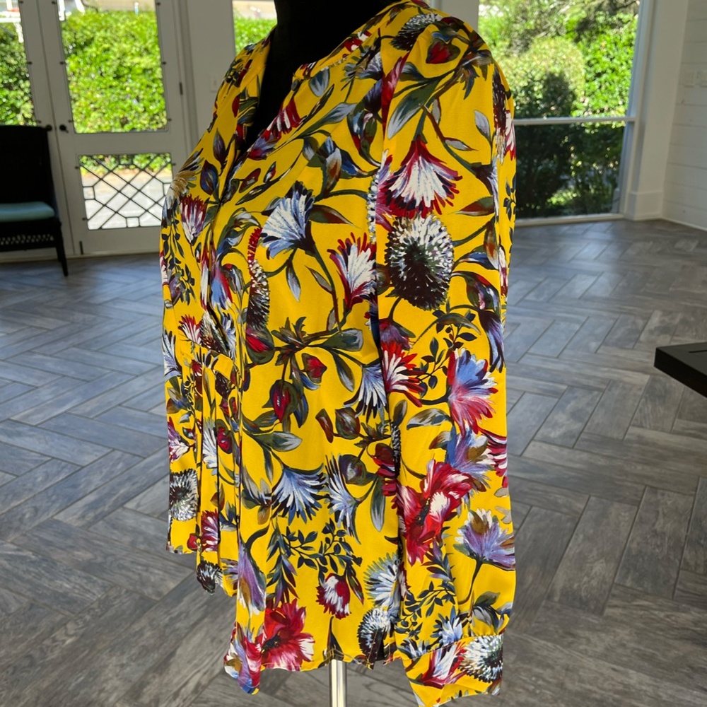 J. Crew Yellow Floral Silk Top with Pleats, Size S - Picture 4 of 8